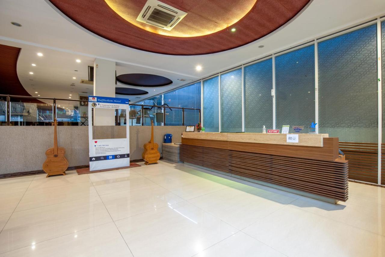Raffleshom 3* Bandung