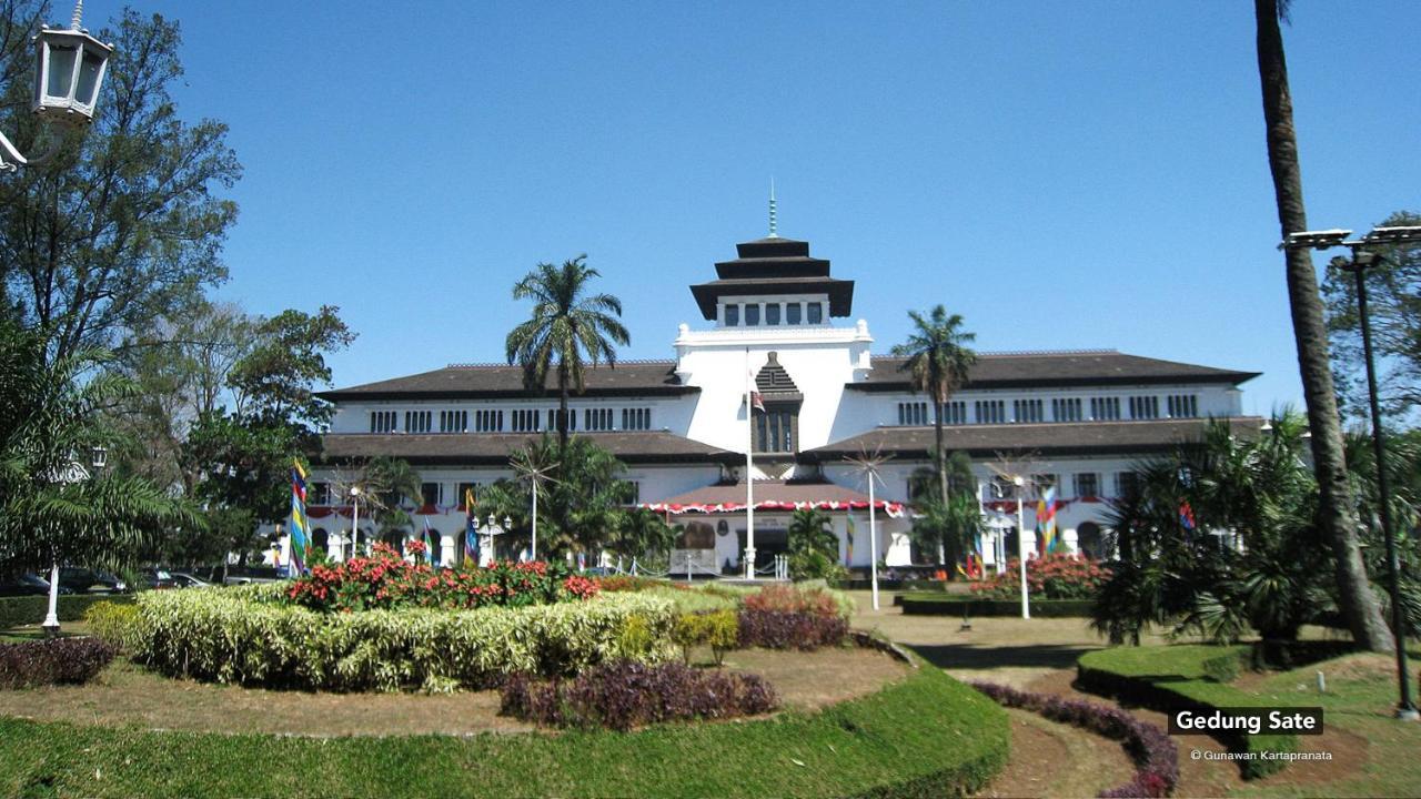 Raffleshom Hotel 3*