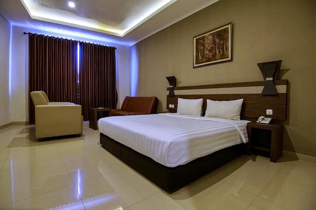 Hotel Raffleshom Bandung