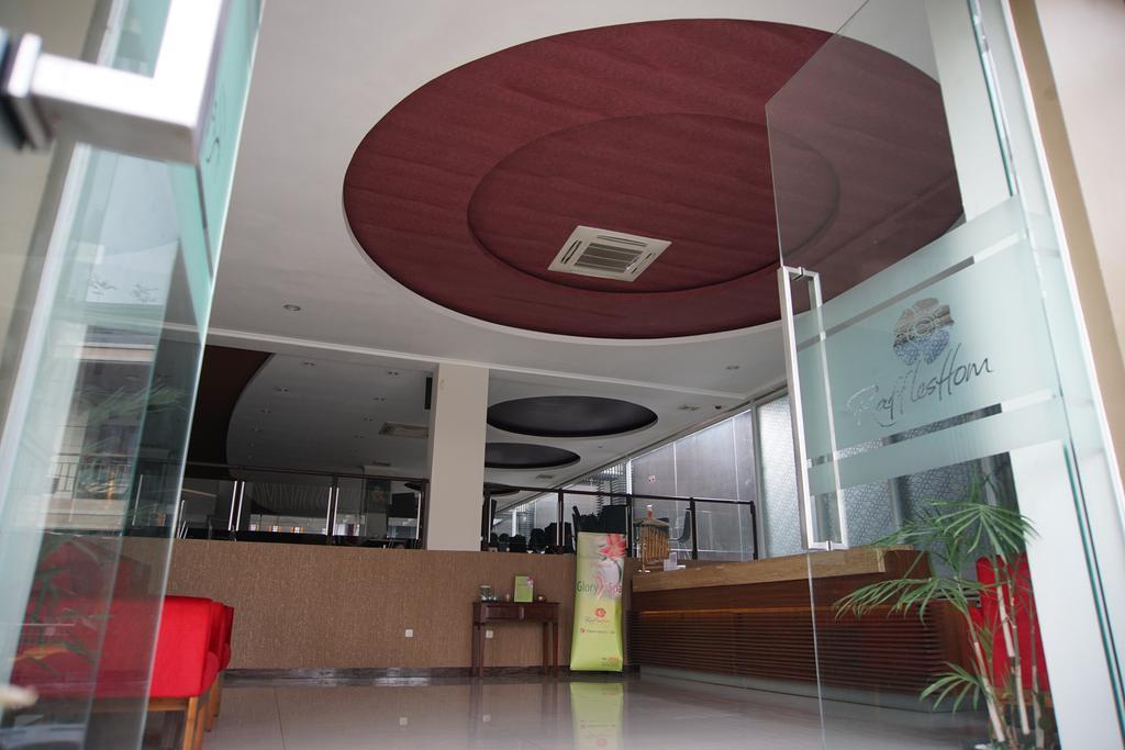 Raffleshom Bandung